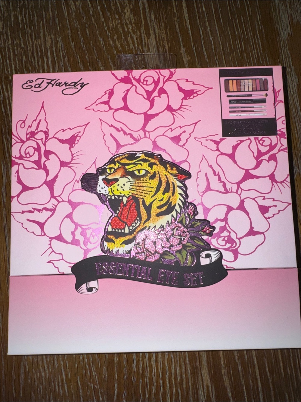 Ed Hardy Essential Eye Set 11pc Eyeshadow Palette, 1brush, 3 eyeliners & mascara